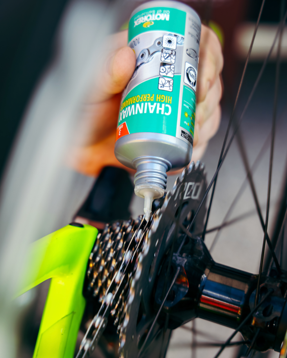 Kettenwax für all Wetter Moterex 100ml - Spezieller Kettenschmierstoff auf Wachs-/Wasserbasis